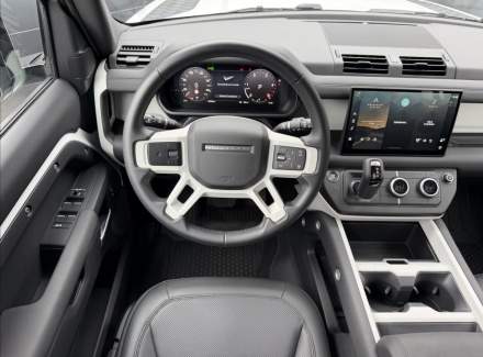 Land Rover - Defender