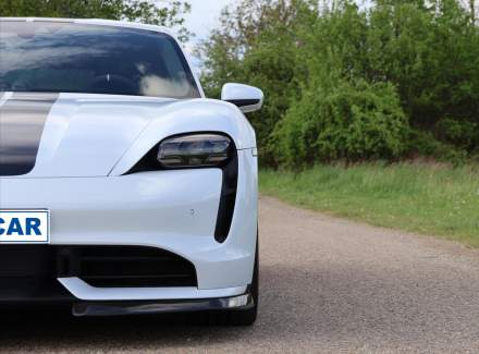 Porsche - Taycan