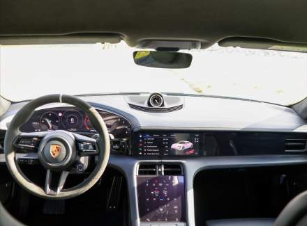 Porsche - Taycan