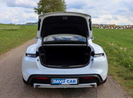 Porsche - Taycan