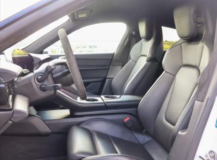 Porsche - Taycan
