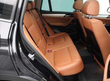 BMW - X3