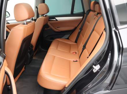 BMW - X3