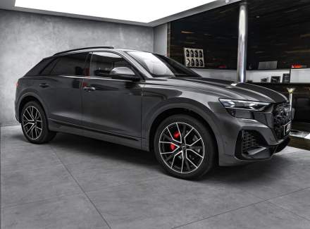 Audi - Q8