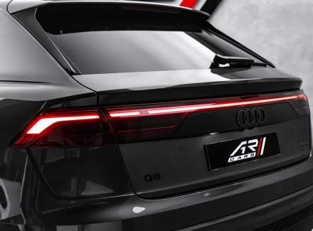 Audi - Q8