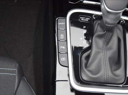 Kia - XCeed