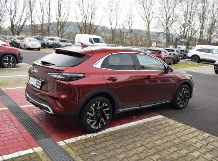 Kia - XCeed