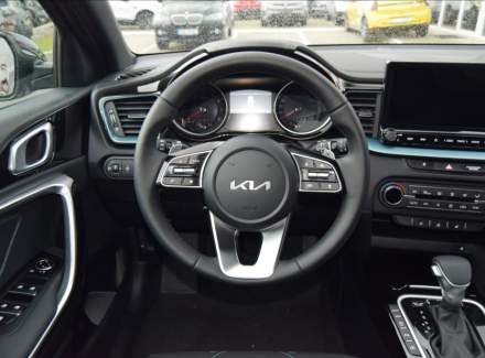 Kia - XCeed