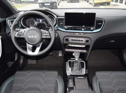 Kia - XCeed