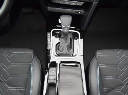 Kia - XCeed