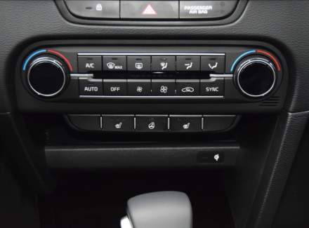 Kia - XCeed