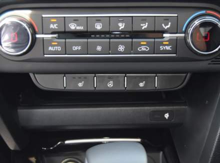 Kia - XCeed