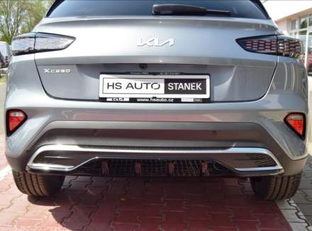 Kia - XCeed