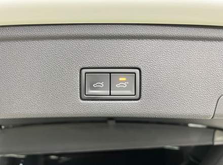Volkswagen - Touareg