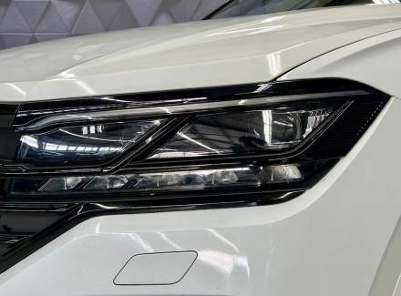 Volkswagen - Touareg
