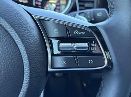 Kia - XCeed
