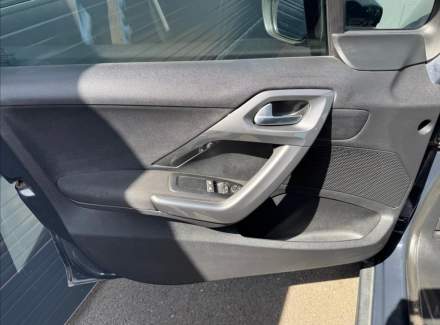 Peugeot - 2008