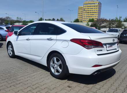 Hyundai - i40
