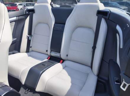 Mercedes-Benz - E-class