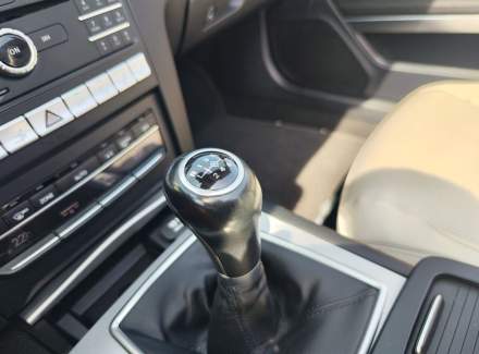 Mercedes-Benz - E-class