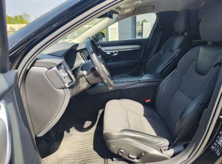 Volvo - V90