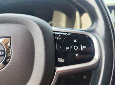 Volvo - V90