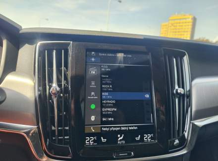Volvo - V90