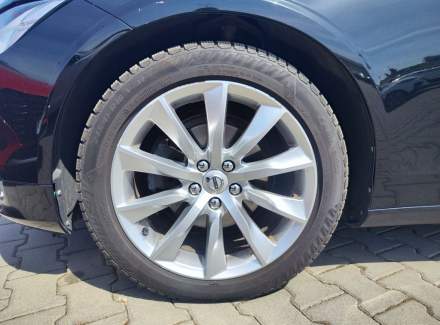 Volvo - V90