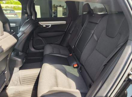 Volvo - V90