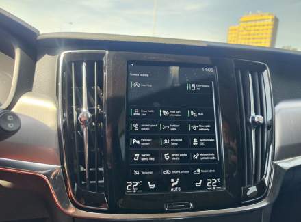 Volvo - V90