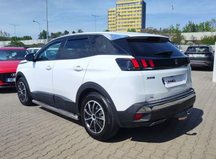 Peugeot - 3008