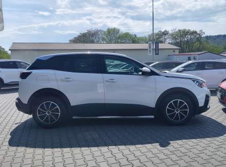 Peugeot - 3008