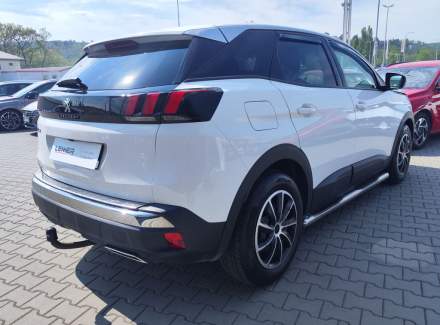 Peugeot - 3008
