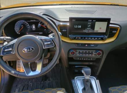 Kia - XCeed