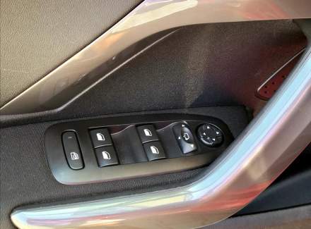 Peugeot - 2008