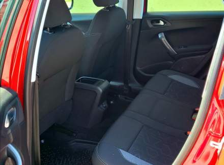 Peugeot - 2008
