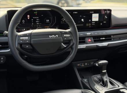 Kia - K4