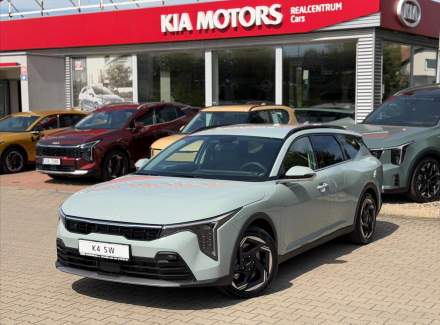 Kia - K4