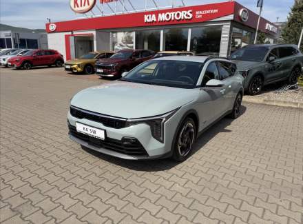Kia - K4