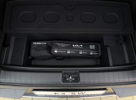 Kia - K4
