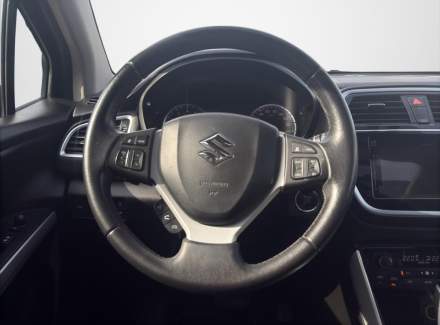 Suzuki - SX4