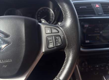 Suzuki - SX4