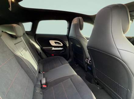 Mercedes-Benz - CLA