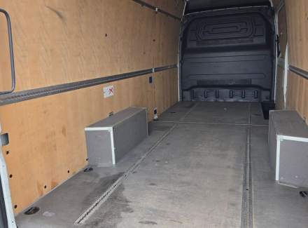 Mercedes-Benz - Sprinter