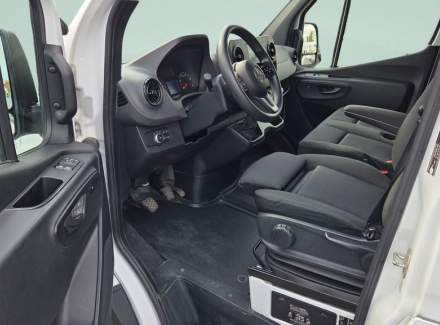 Mercedes-Benz - Sprinter