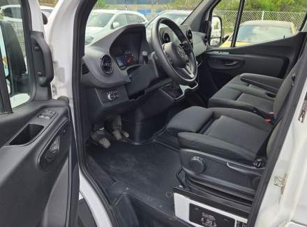 Mercedes-Benz - Sprinter