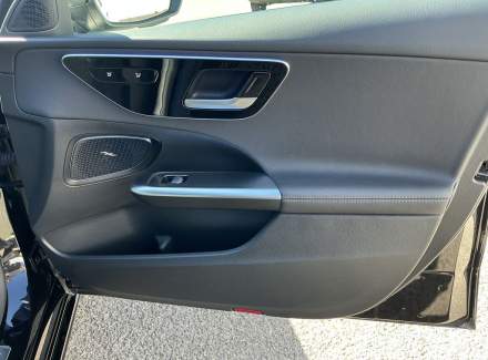 Mercedes-Benz - C-class