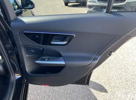 Mercedes-Benz - C-class