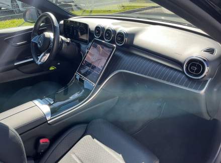 Mercedes-Benz - C-class