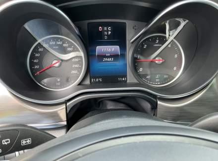 Mercedes-Benz - V-class